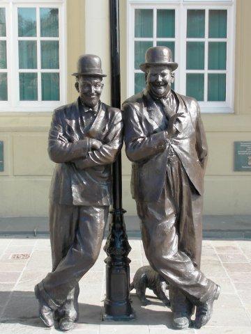 Statue of Stan and Ollie in Ulverston