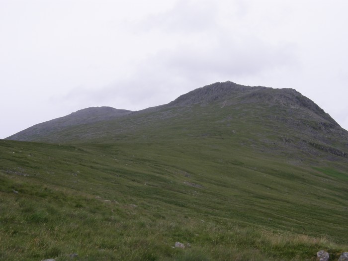 P7060919 Heading up Slight Side