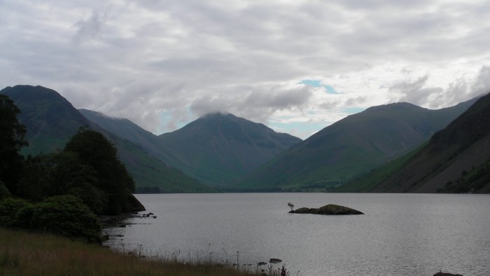 SANY3084 Wastwater A tiny patch of blue over Borrowdale