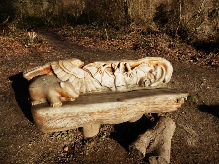 Strange bench, something you see a lot on the North Downs